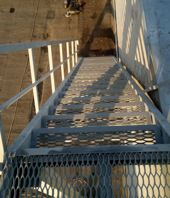 Наружная лестница (325)